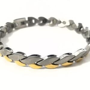 New stainless steel heart magnetic bracelet 7.5"